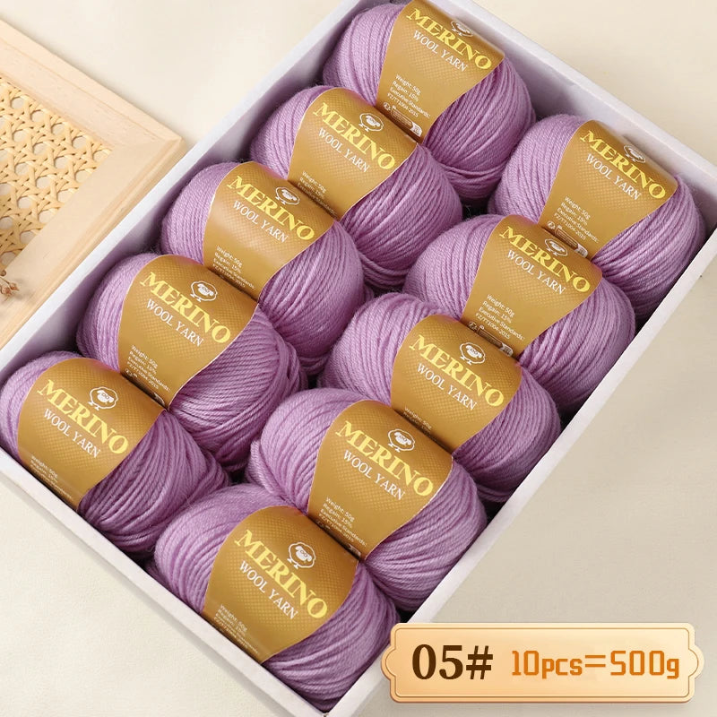 Výhodné balení 500g (10 klubek po 50 g) 95 % merino příze, v mnoha odstínech s 20 % SLEVOU