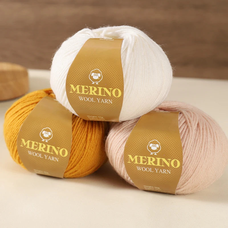 Výhodné balení 500g (10 klubek po 50 g) 95 % merino příze, v mnoha odstínech s 20 % SLEVOU