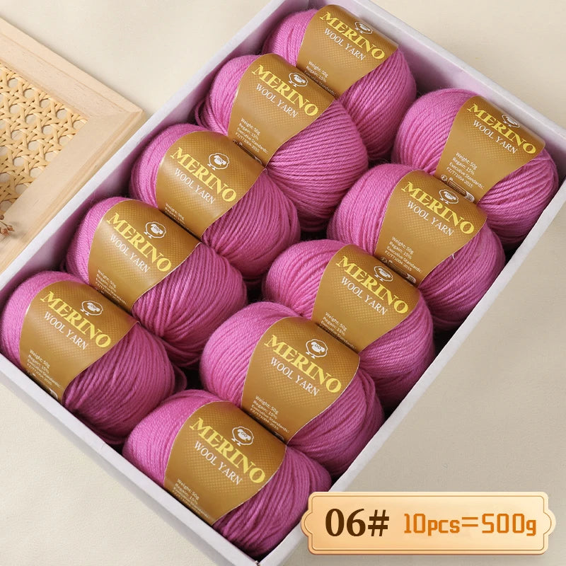 Výhodné balení 500g (10 klubek po 50 g) 95 % merino příze, v mnoha odstínech s 20 % SLEVOU
