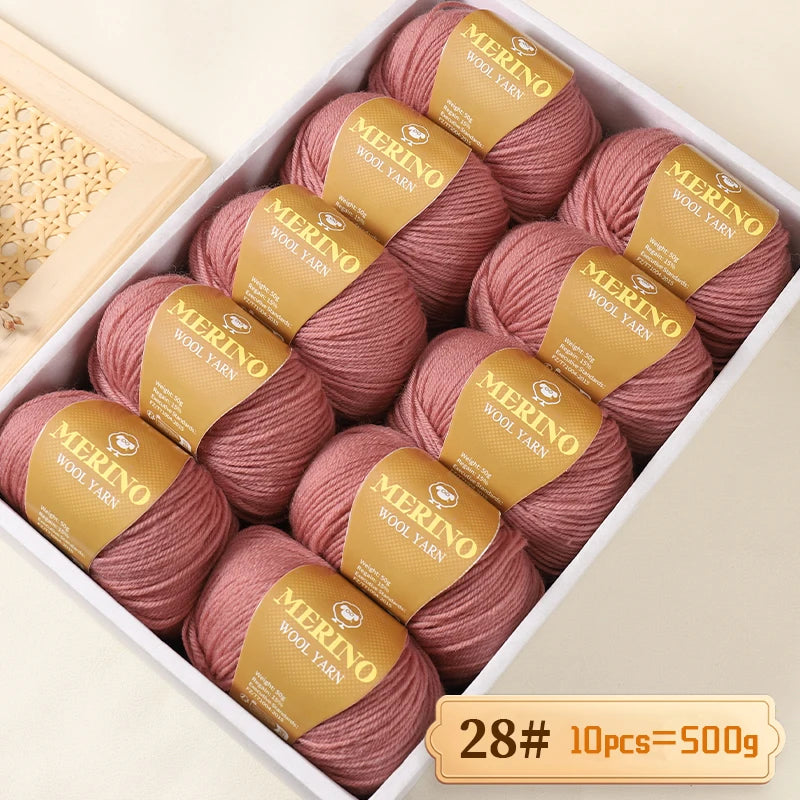 Výhodné balení 500g (10 klubek po 50 g) 95 % merino příze, v mnoha odstínech s 20 % SLEVOU