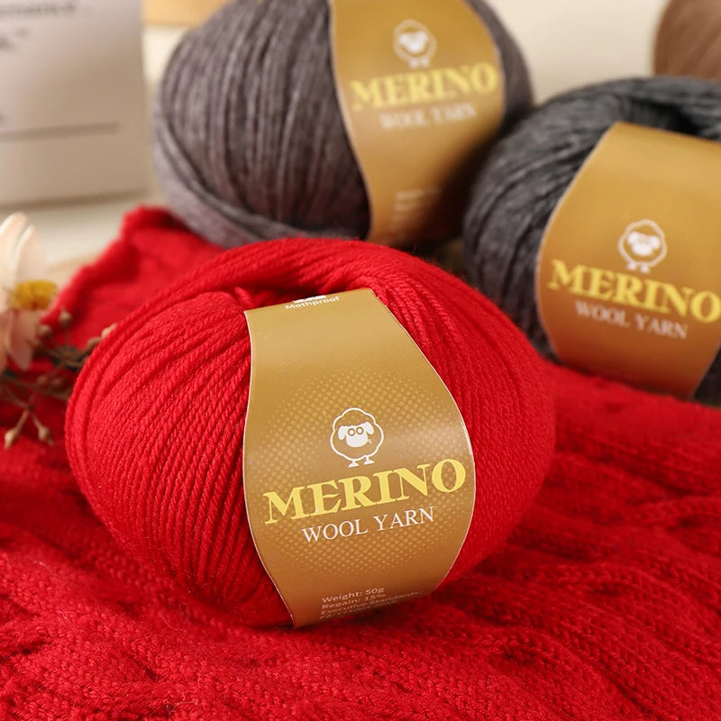 Výhodné balení 500g (10 klubek po 50 g) 95 % merino příze, v mnoha odstínech s 20 % SLEVOU